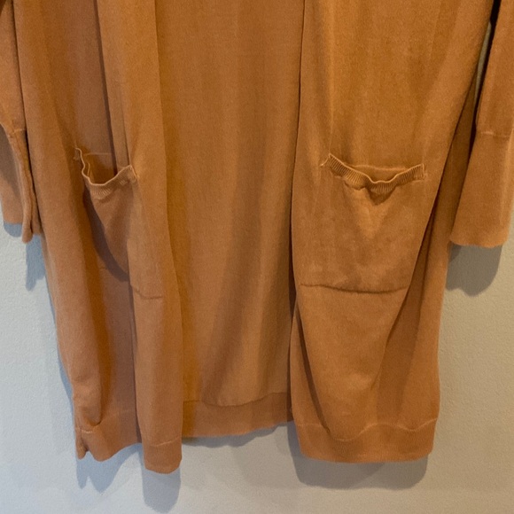 Old Navy Camel Knit Cardigan, XL - Picture 4 of 11